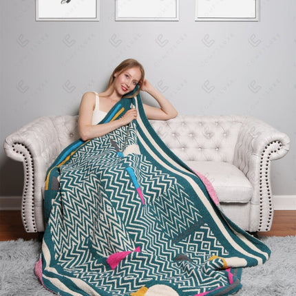 Ultra-Soft Geometric Fleece Throw Blanket 50×60 | 100% Polyester Microfiber, Warm Decorative Couch & Bed Throw