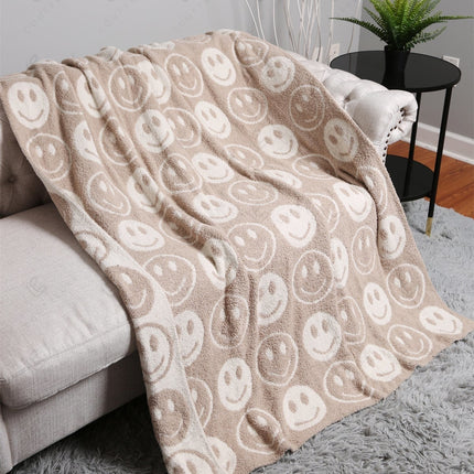Mini Happy Face Luxe Fleece Throw Blanket – Ultra-Soft Polyester Microfiber, 130×150 cm, Cozy & Stylish Home Décor