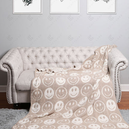 Mini Happy Face Luxe Fleece Throw Blanket – Ultra-Soft Polyester Microfiber, 130×150 cm, Cozy & Stylish Home Décor