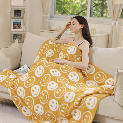 Mini Happy Face Luxe Fleece Throw Blanket – Ultra-Soft Polyester Microfiber, 130×150 cm, Cozy & Stylish Home Décor