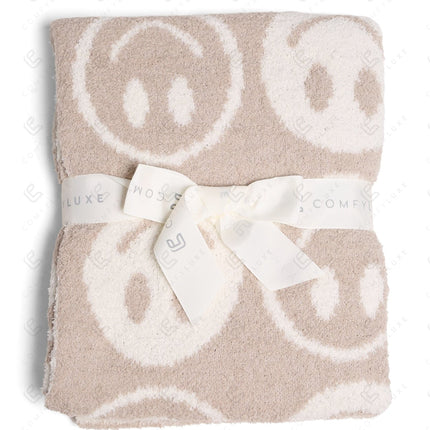 Kids Smiley Face Fleece Blanket – Ultra-Soft Microfiber Throw for Toddlers & Children Cozy & Colorful Bedding for Nursery, Playroom & Travel