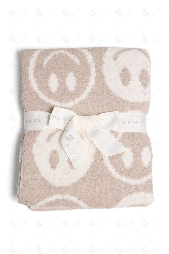 Kids Smiley Face Fleece Blanket – Ultra-Soft Microfiber Throw for Toddlers & Children Cozy & Colorful Bedding for Nursery, Playroom & Travel