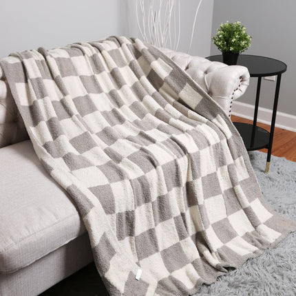 Luxurious Checkered Fleece Throw Blanket – Soft Plaid Microfiber, Machine Washable