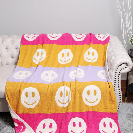 Multicolor Smiley Face Fleece Throw Blanket – Soft, Cozy & Playful Home Decor