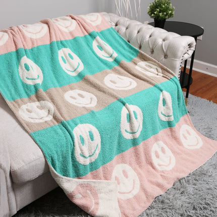 Multicolor Smiley Face Fleece Throw Blanket – Soft, Cozy & Playful Home Decor