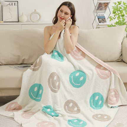 Multicolor Smiley Face Fleece Throw Blanket – Soft, Cozy & Playful Home Decor