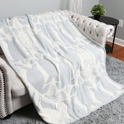 Luxurious Monogram Pillow Cover “H” – Elegant Decorative Cushion Case for Home Decor