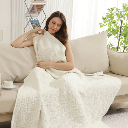 Luxe Knitted Fleece Throw Blanket – Ultra-Soft, Stylish & Cozy Home Essential