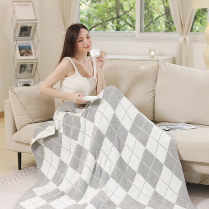 Luxe Argyle Plaid Throw Blanket – Ultra-Soft Microfiber Home Decor Accent (50” x 60”) – Beige, Black, Blue, Gray, Pink/Green, Red