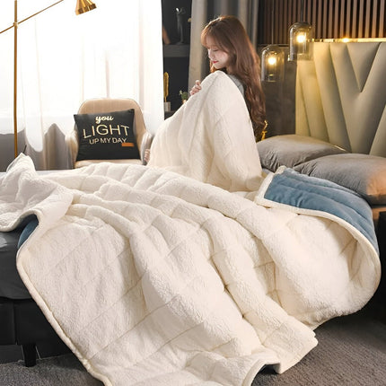 Cozy Sherpa Fleece Blanket – Soft, Warm & Luxurious Throw for Bed & Sofa