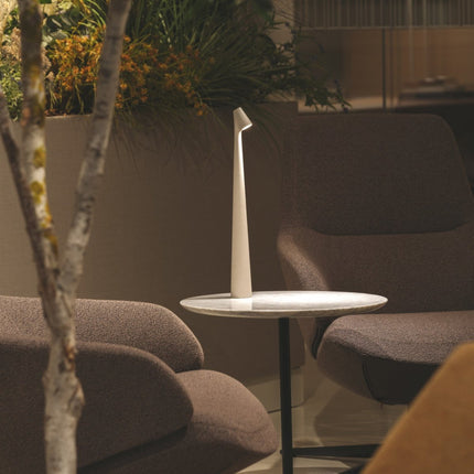 Modern LED Candle-Style Table Lamp – Dimmable & Wireless | Elegant Ambient Lighting