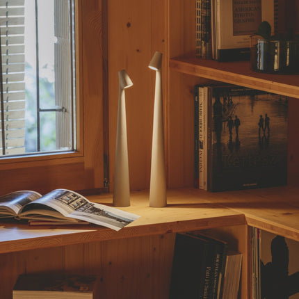Modern LED Candle-Style Table Lamp – Dimmable & Wireless | Elegant Ambient Lighting