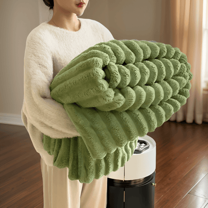 Ultra Soft Cozy Fleece Blanket – Warm Throw for Sofa, Bed & Living Room