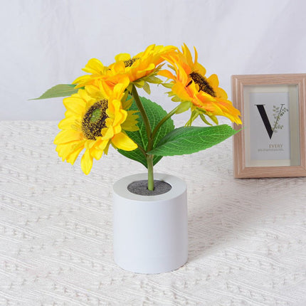 Sunflower LED Table Lamp – Warm Ambient Lighting & Cozy Home Décor Accent