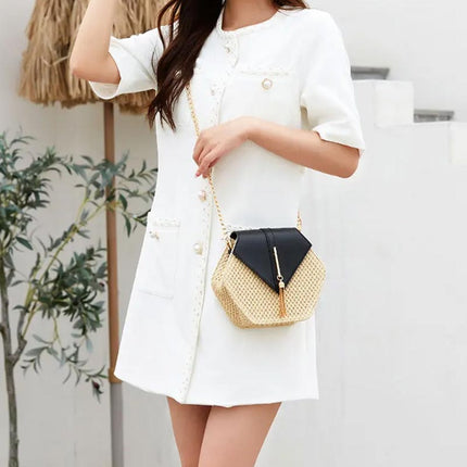Women's Straw Shoulder Bag with Leather Accents – Lightweight & Elegant Summer Handbag