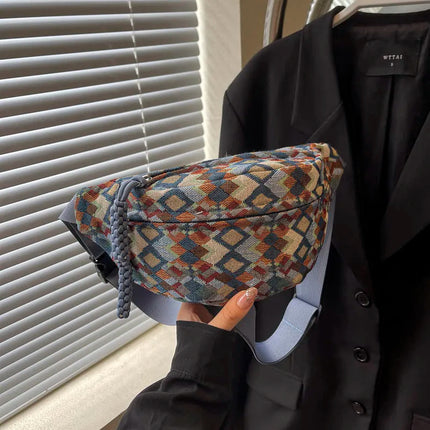 Geometric Crossbody Banana Bag – Stylish Fanny Pack with Adjustable Strap & Zipper Closure