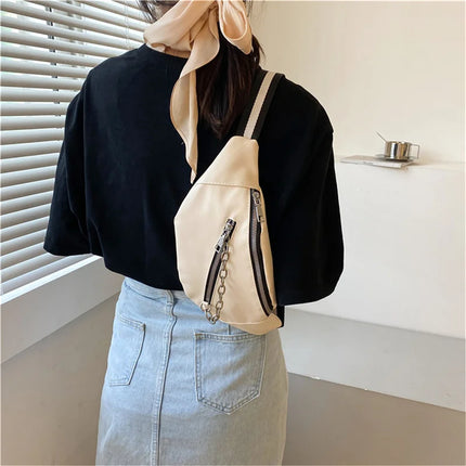 Minimalist Unisex Crossbody Belt Bag with Zipper Closure & Chain Detail – Versatile Faux Leather Waist and Shoulder Bag