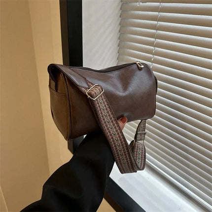 Stylish Leather Shoulder Bag with Braided Strap – Durable, Comfortable, and Spacious