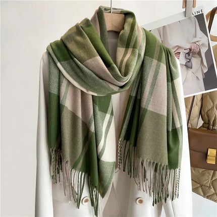Luxury Cashmere Plaid Scarf for Women – Soft, Warm & Timeless Winter Accessory