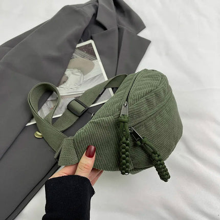 Green Corduroy Crossbody Bag – Stylish, Practical, and Comfortable Everyday Accessory