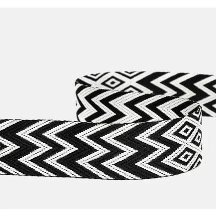 Trendy Women's Crossbody Bag with Wide Strap & Mini Pouch – Stylish & Practical for Daily Use