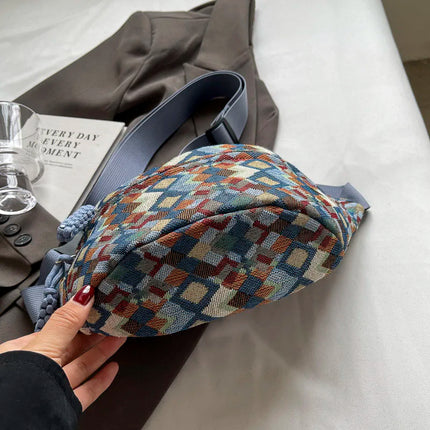 Geometric Crossbody Banana Bag – Stylish Fanny Pack with Adjustable Strap & Zipper Closure