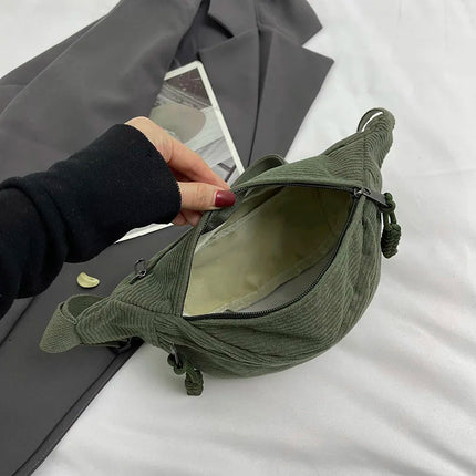 Green Corduroy Crossbody Bag – Stylish, Practical, and Comfortable Everyday Accessory