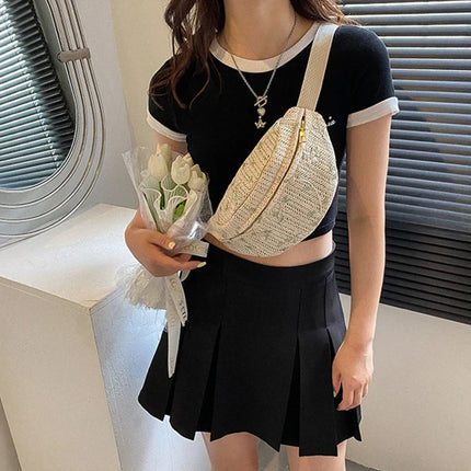 Woven Straw Crossbody Fanny Pack – Boho Wicker Waist Bag for Summer & Festival