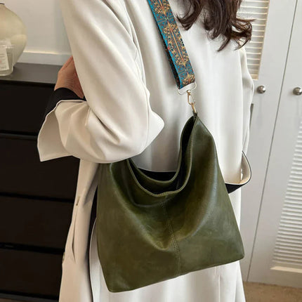 Stylish Brown Handbag with Wide Shoulder Strap – Spacious & Elegant