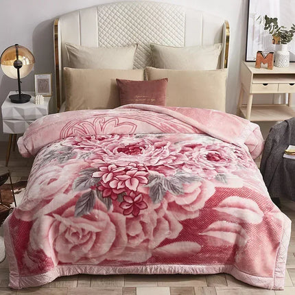 Luxury Floral Fleece Throw Blanket – Ultra Soft & Warm Winter Decor