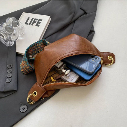 Luxurious Leather Crossbody Belt Bag – Versatile Waist & Shoulder Bag with Wide Strap