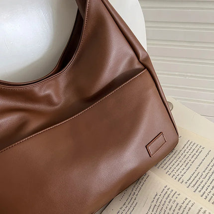Minimalist Shoulder Bag – Spacious, Timeless & Perfect for Everyday Use