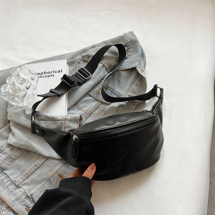 Black Leather Fanny Pack – Minimalist Belt Bag with Zipper – Versatile Crossbody & Waist Bag for Daily Use