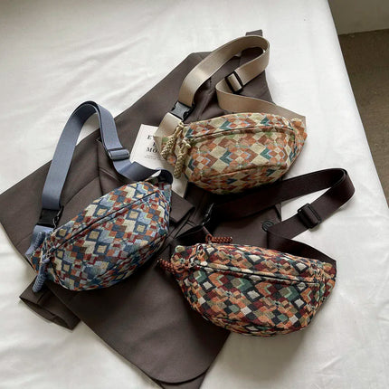 Geometric Crossbody Banana Bag – Stylish Fanny Pack with Adjustable Strap & Zipper Closure