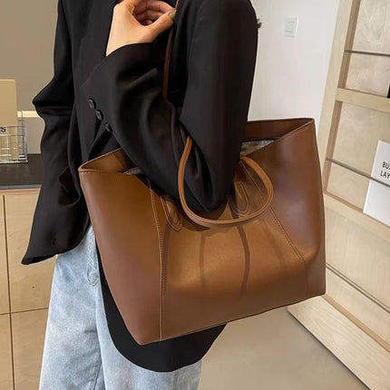Leather Shopper Tote Bag – Stylish, Spacious & Durable for Work & Travel
