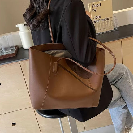 Leather Shopper Tote Bag – Stylish, Spacious & Durable for Work & Travel