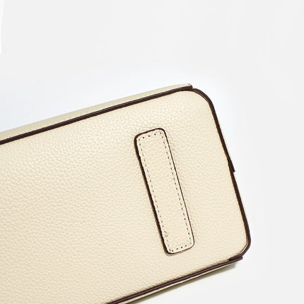 Elegant Vegan Handbag with Gold Lock – Luxury Chic Evening & Work Tote