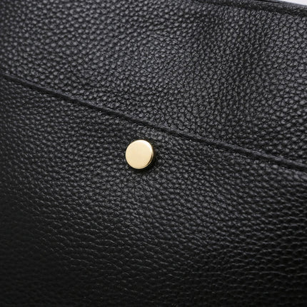 Stylish Women's Shoulder Bag with Wide Strap – Versatile Crossbody Purse with Spacious Compartments