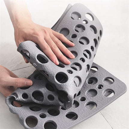 Non-Slip Shower Mat for Bathroom – Soft, Hygienic & Mold-Resistant Bath Mat with Strong Suction Cups for Safety & Comfort