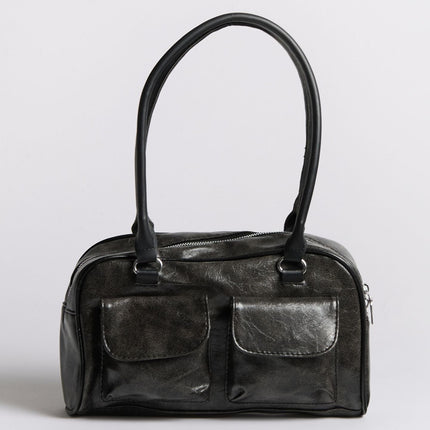 Luxury Vintage Shoulder Bag with Front Pockets – Vegan Leather & Timeless Design