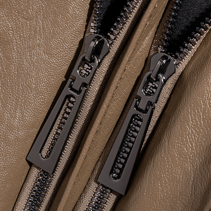 Black Leather Shoulder Bag with Side Pockets – Spacious & Elegant Women’s Leather Handbag