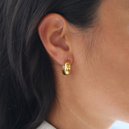 Gold Hoop Earrings – Hypoallergenic Small Hoops for Sensitive Ears