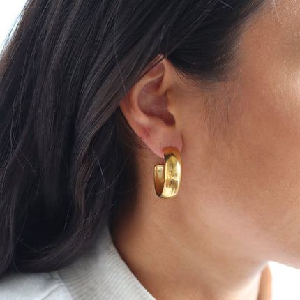 Gold Hoop Earrings – Hypoallergenic Small Hoops for Sensitive Ears