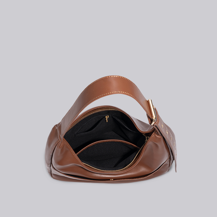 Black Shoulder Bag – Minimalist & Spacious Vegan Leather Design