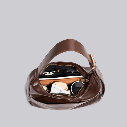 Black Shoulder Bag – Minimalist & Spacious Vegan Leather Design