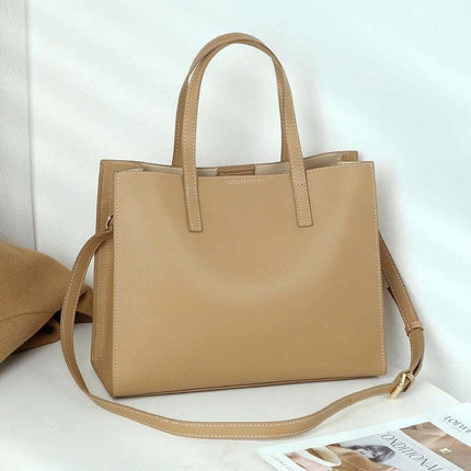 Genuine Leather Tote Bag for Women – Timeless Design, Spacious Interior & Comfortable Shoulder Strap
