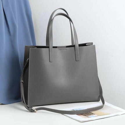 Genuine Leather Tote Bag for Women – Timeless Design, Spacious Interior & Comfortable Shoulder Strap