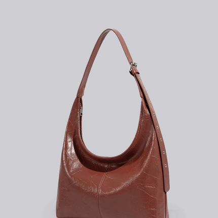Black Shoulder Bag – Minimalist Design with Spacious Storage
