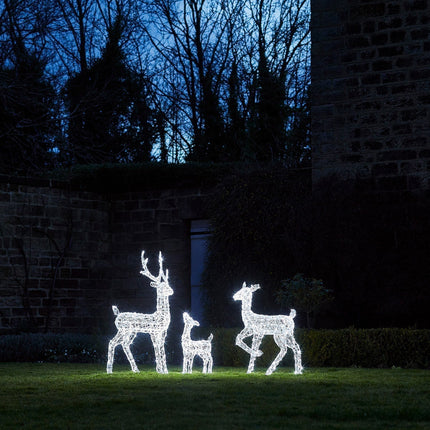 Outdoor LED Reindeer Family Christmas Decoration – 540 Bright White Lights, Weather-Resistant Holiday Display
