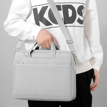 Lightweight 17-Inch Gaming Laptop Bag – Ultimate Protection & Comfort for Gamers